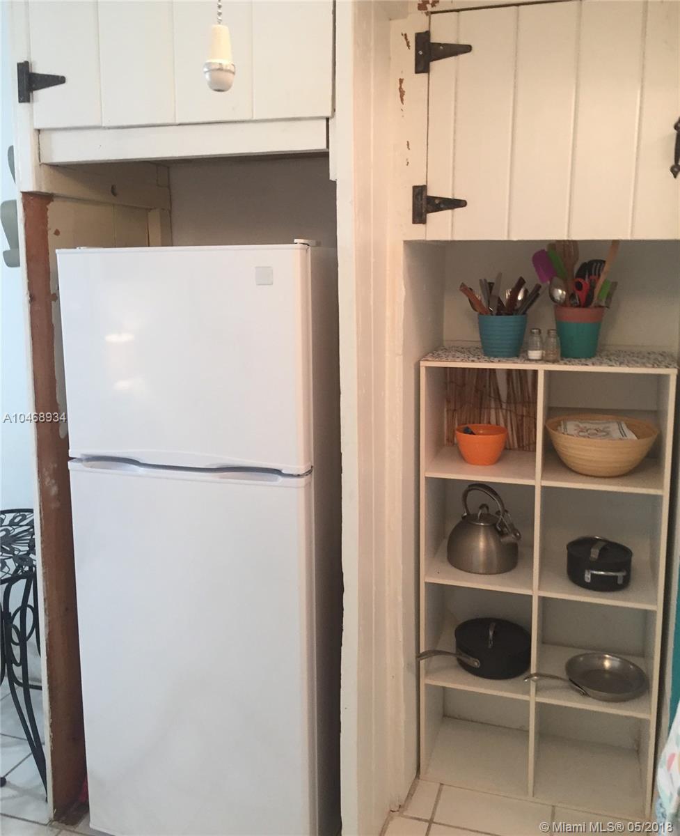 ALTOS DEL MAR NO 3 - Residential Lease