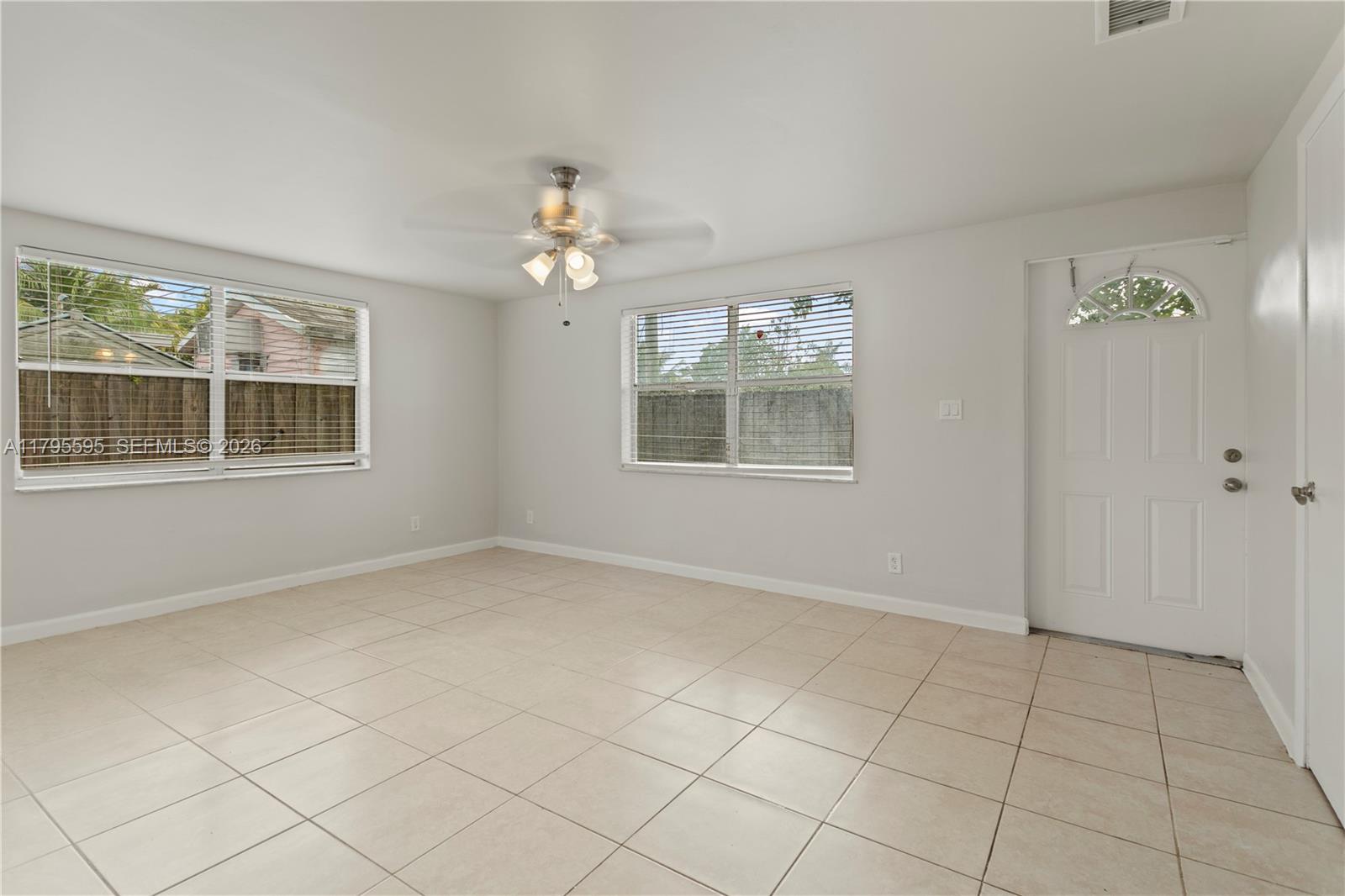 COLLIER MANOR 3RD ADD - Residential