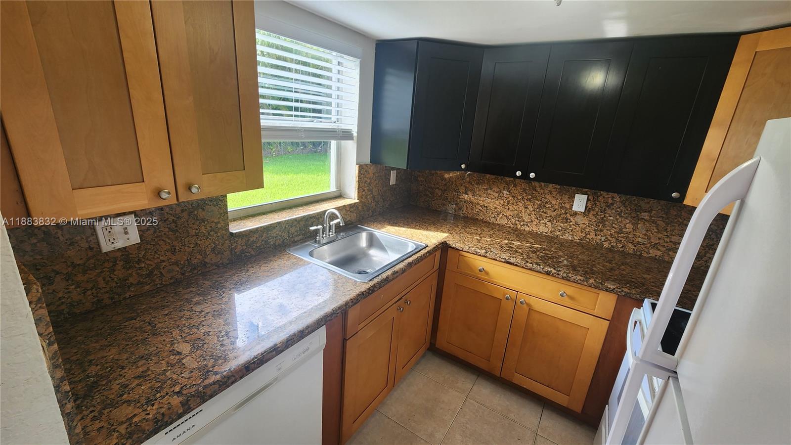 VILLAS AT CORAL SPRINGS - Residential Lease