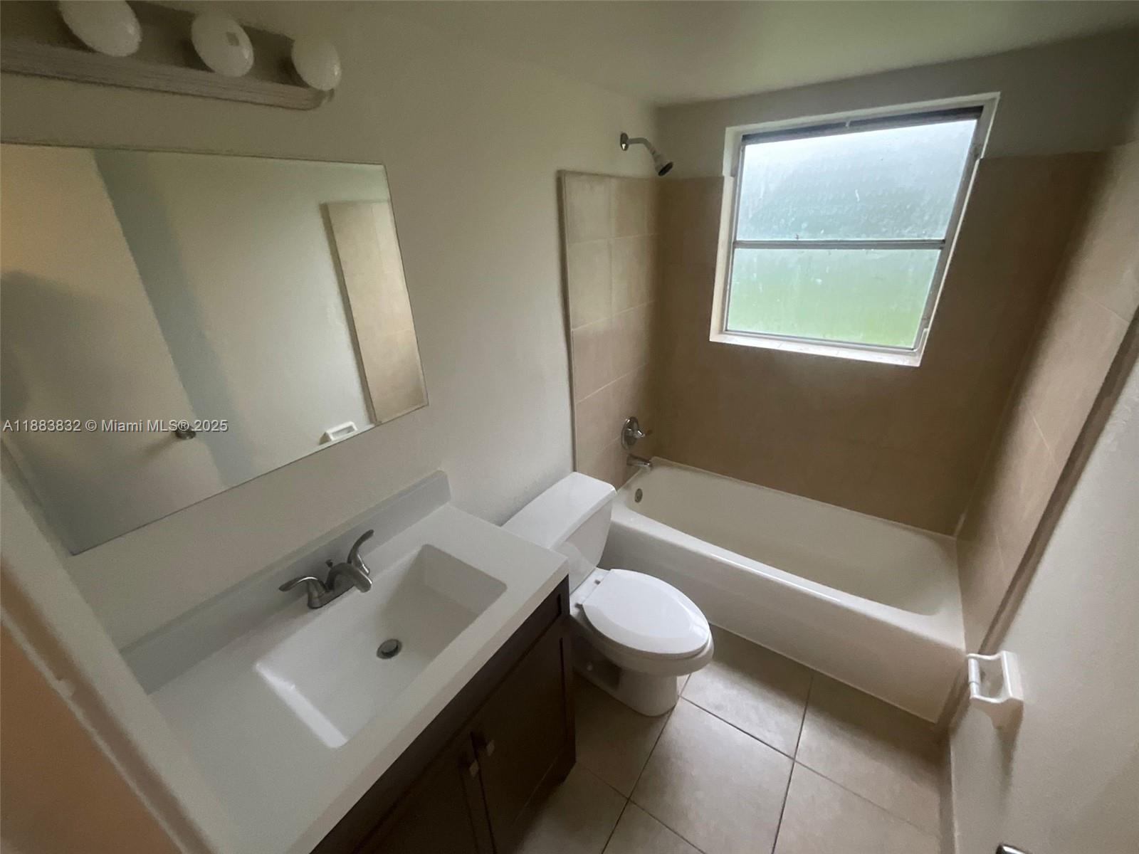 VILLAS AT CORAL SPRINGS - Residential Lease