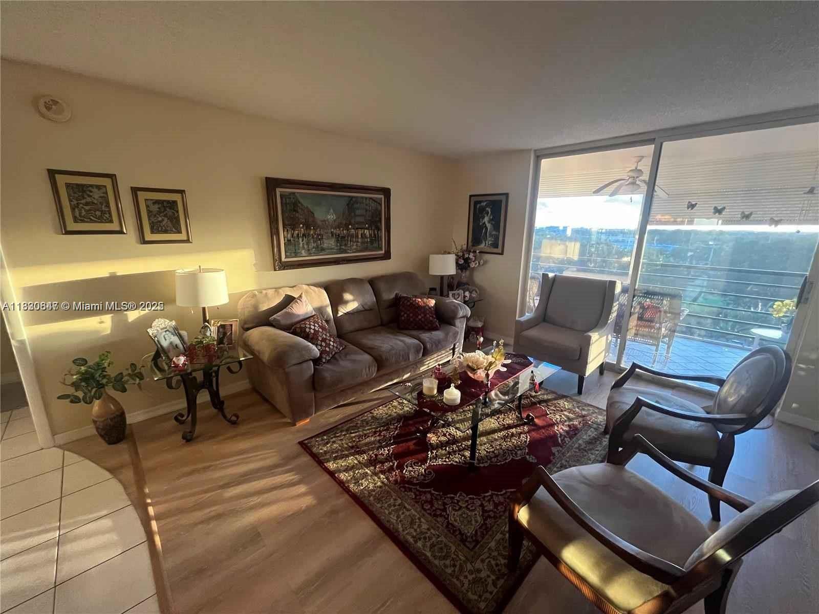 1200 Saint Charles Pl 708