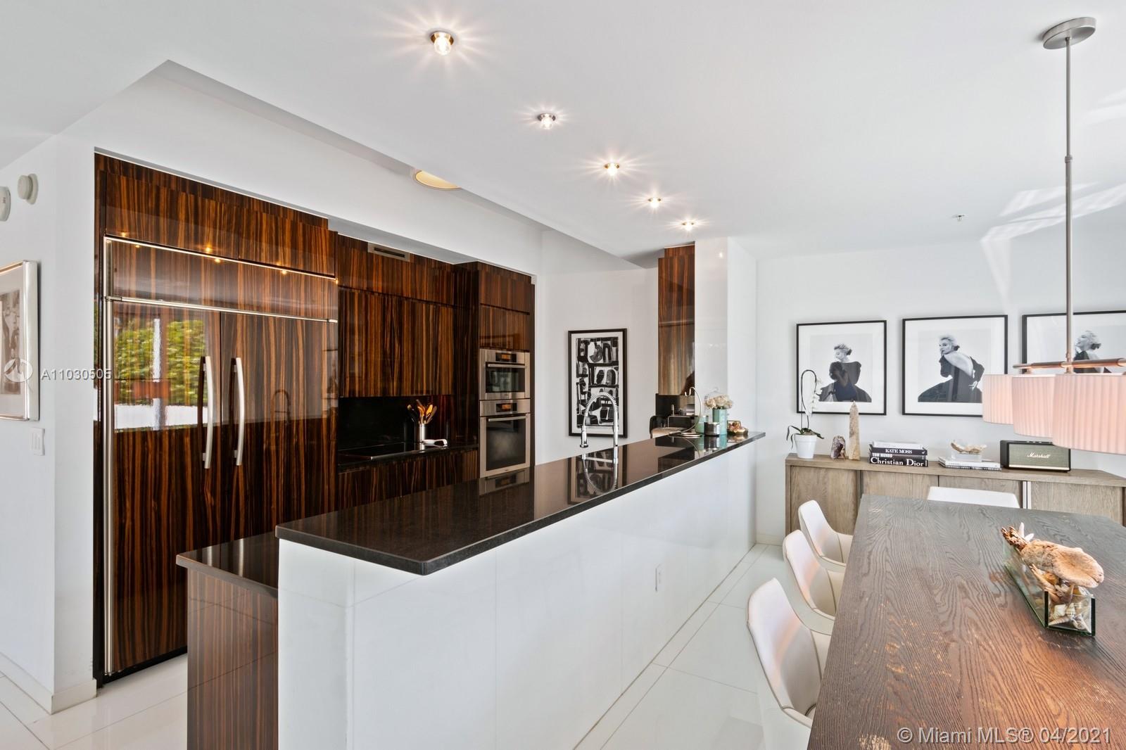 CONTINUUM ON SOUTH BEACH - Residential