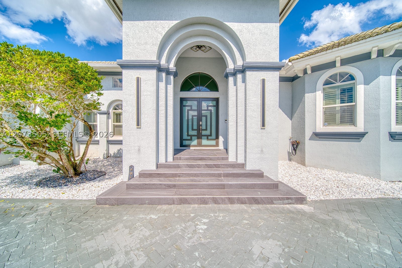 901 NW 122nd Ave