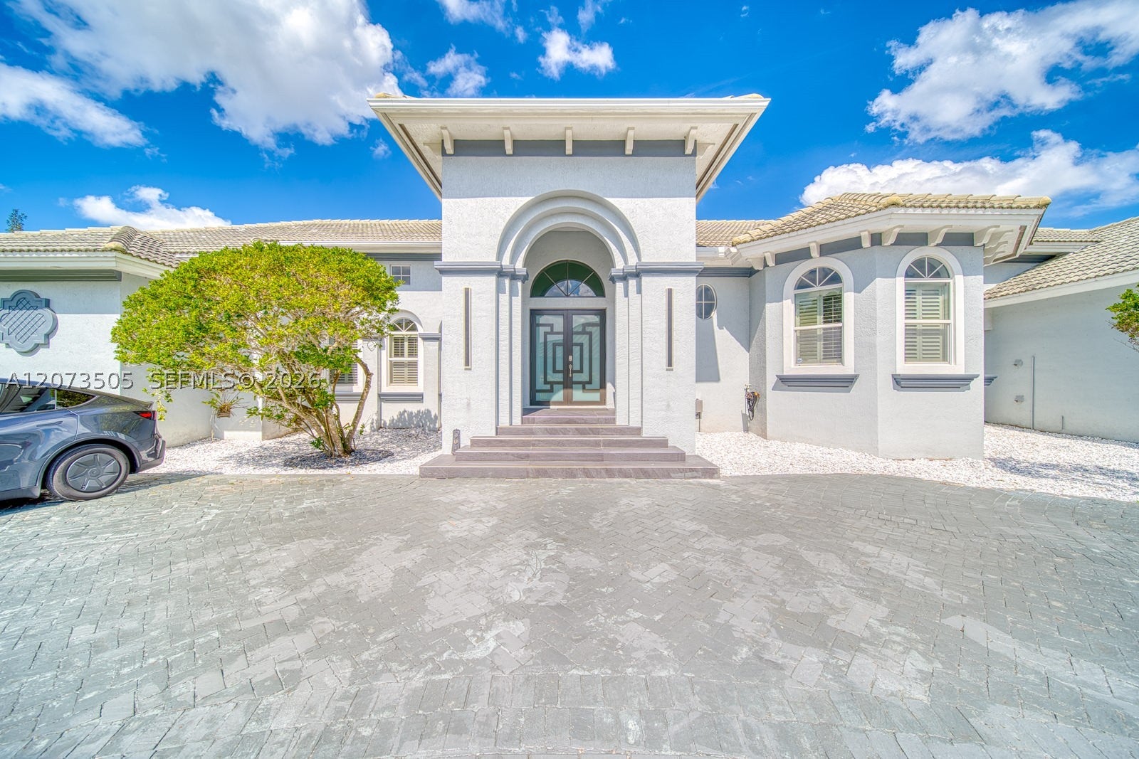 901 NW 122nd Ave
