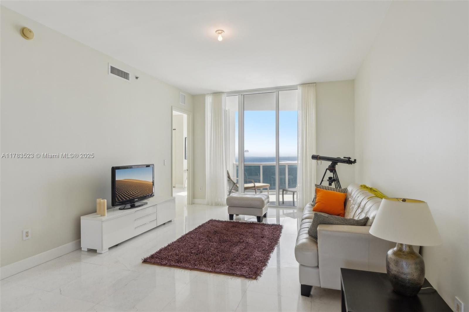 15901 Collins Ave 2106