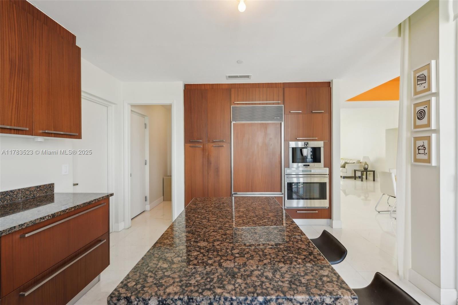 TDR TOWER II CONDO - Residential