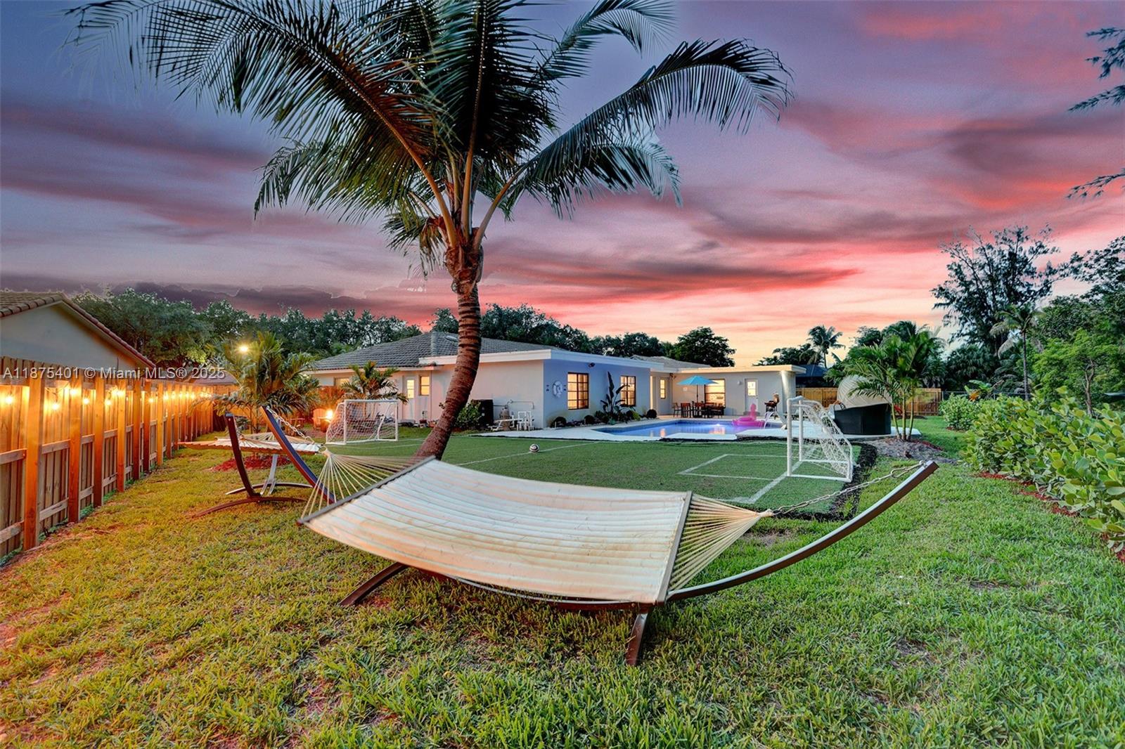 PLANTATION HARBOR FOURTH - Residential