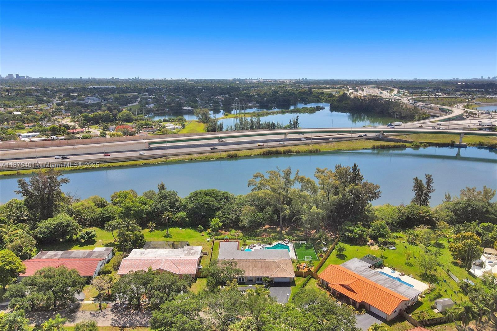 PLANTATION HARBOR FOURTH - Residential