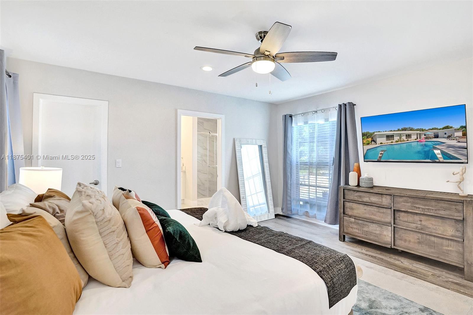 PLANTATION HARBOR FOURTH - Residential