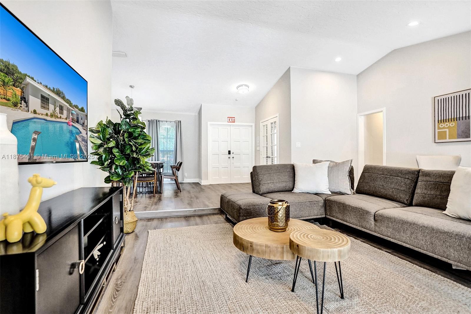 PLANTATION HARBOR FOURTH - Residential