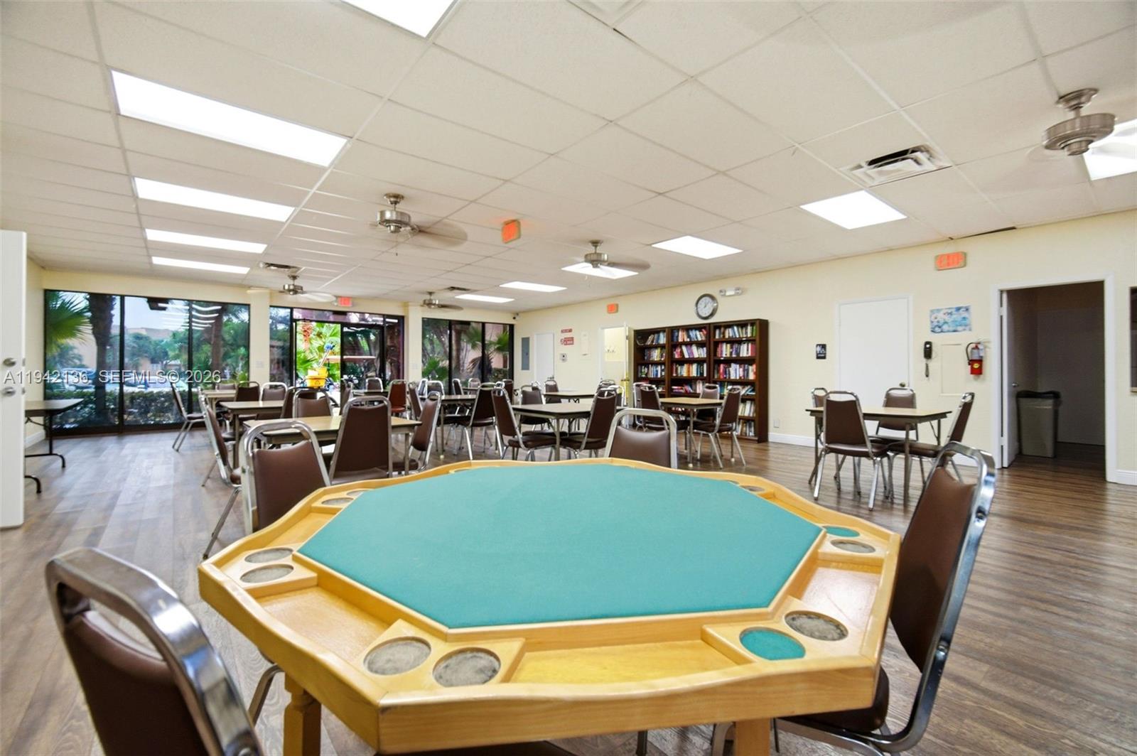 SUNRISE LAKES 112 CONDO - Residential