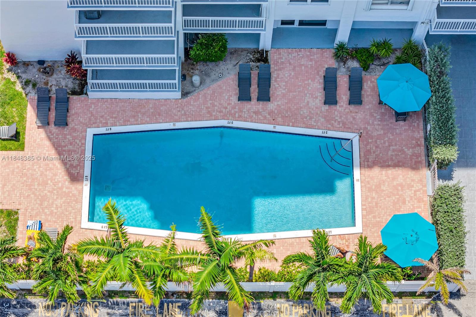 LEISURE BEACH CONDO - Residential