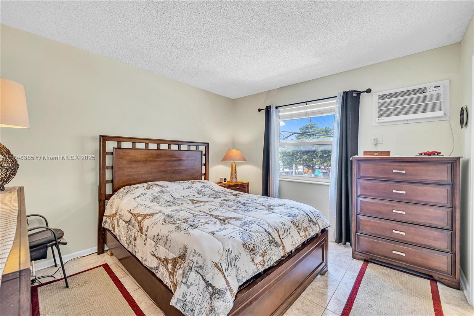 LEISURE BEACH CONDO - Residential