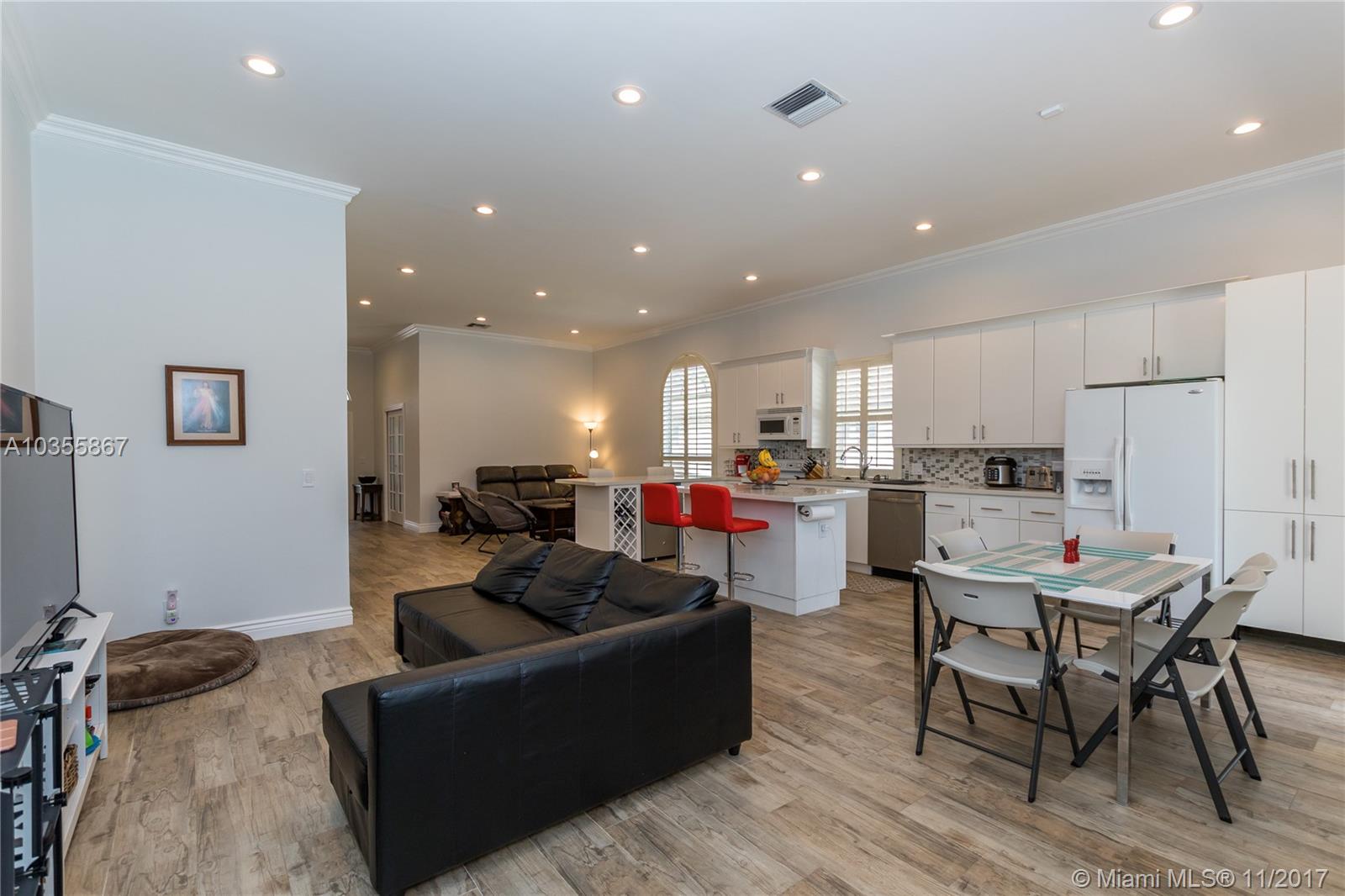 PEMBROKE FALLS PH 7 - Residential