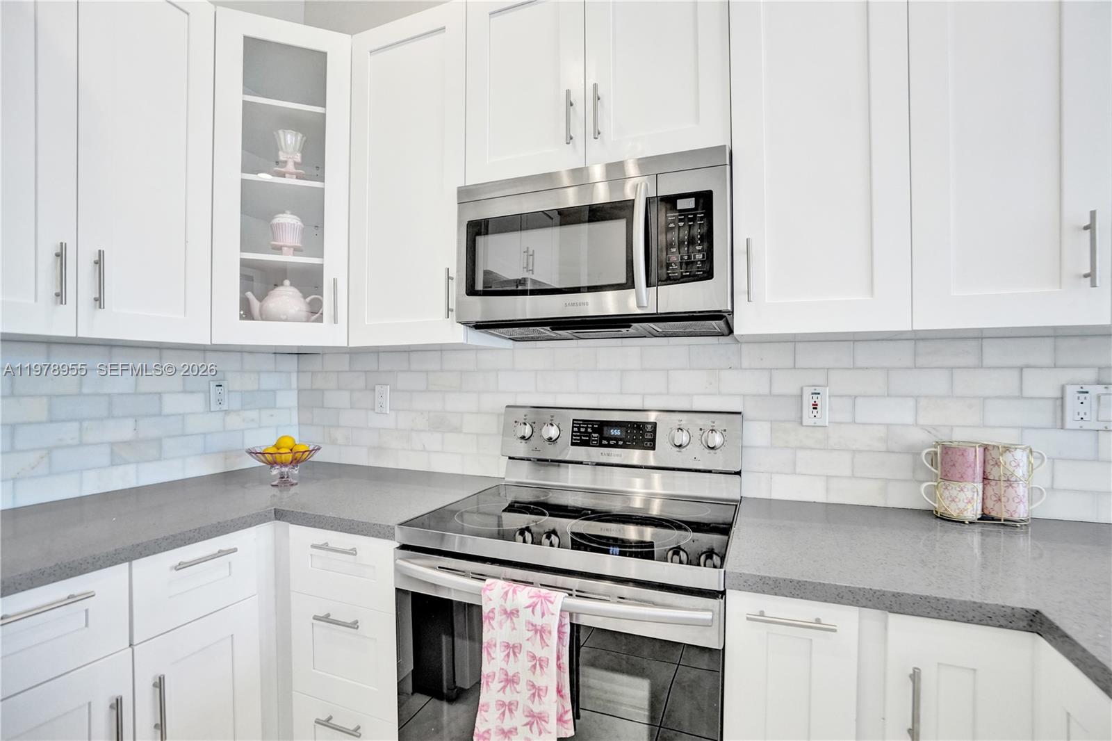 HOLIDAY SPRINGS EAST - Residential