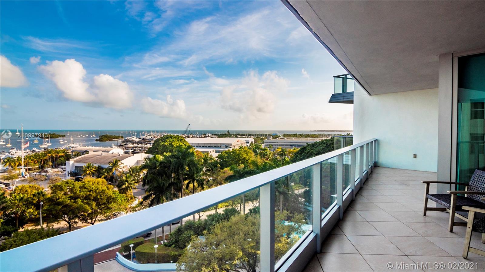 GROVENOR HOUSE CONDO - Residential