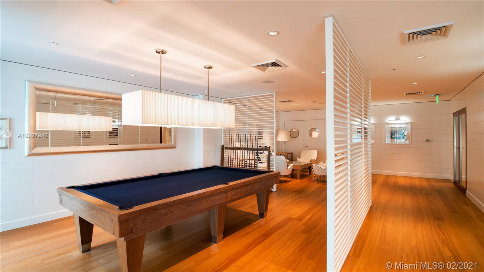 GROVENOR HOUSE CONDO - Residential