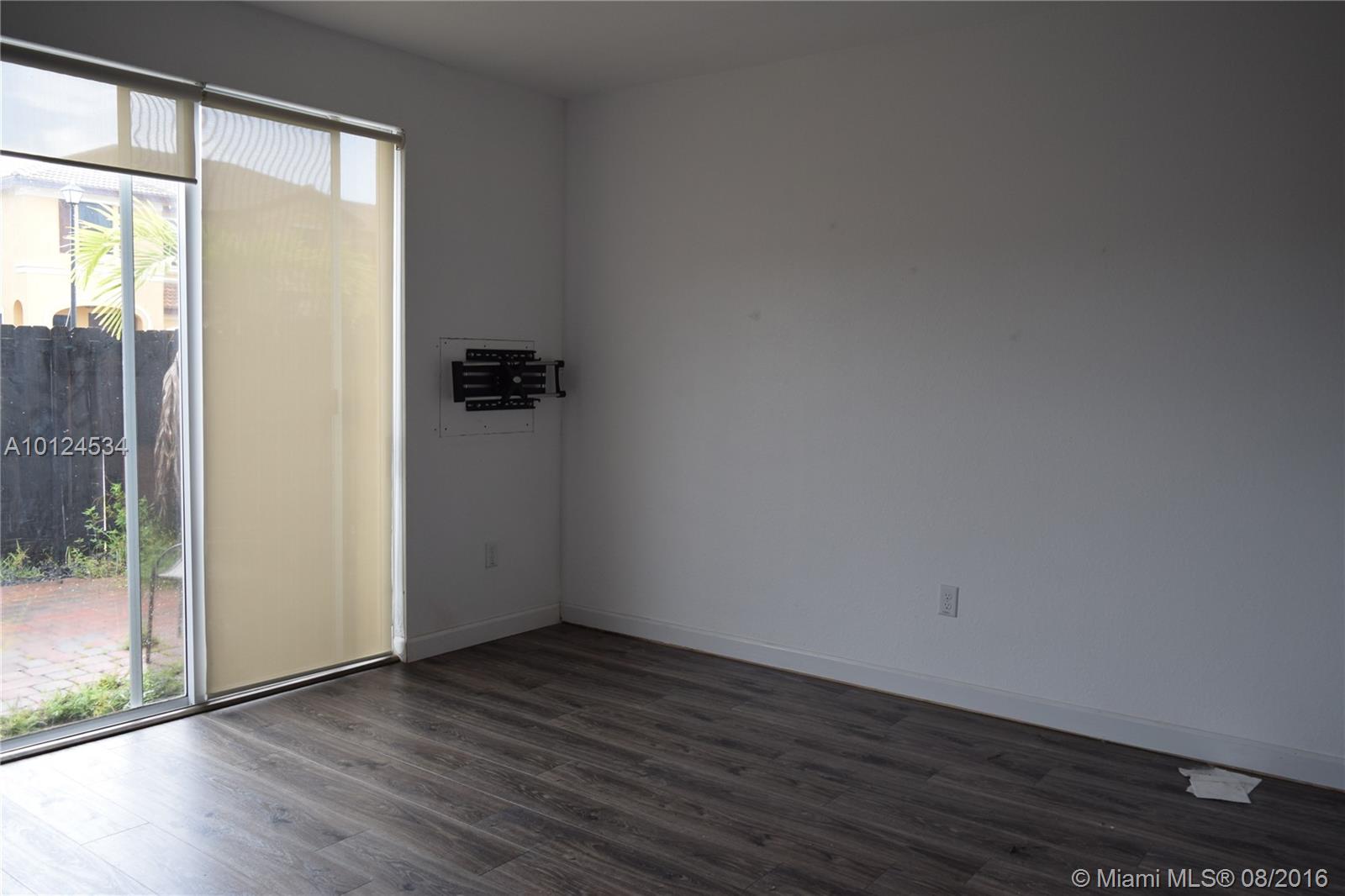 Islands At Doral Northwes - Residential Lease