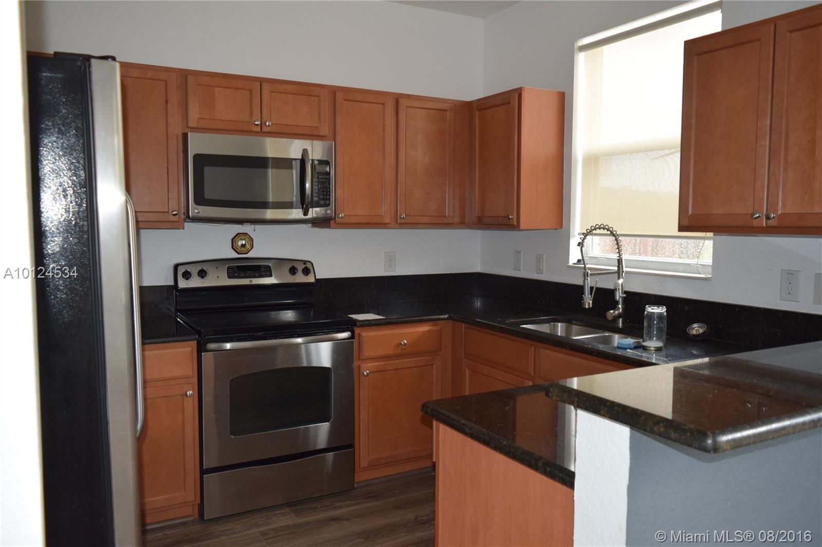 Islands At Doral Northwes - Residential Lease