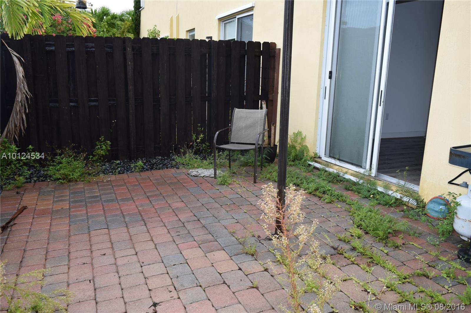 Islands At Doral Northwes - Residential Lease