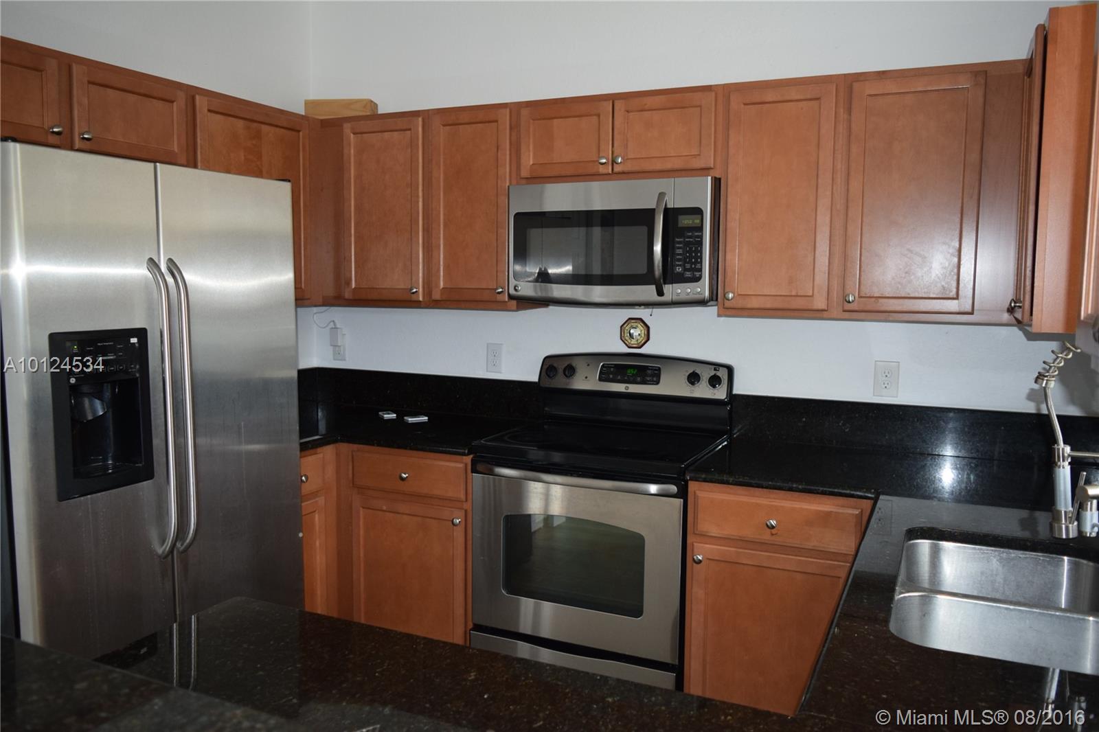 Islands At Doral Northwes - Residential Lease