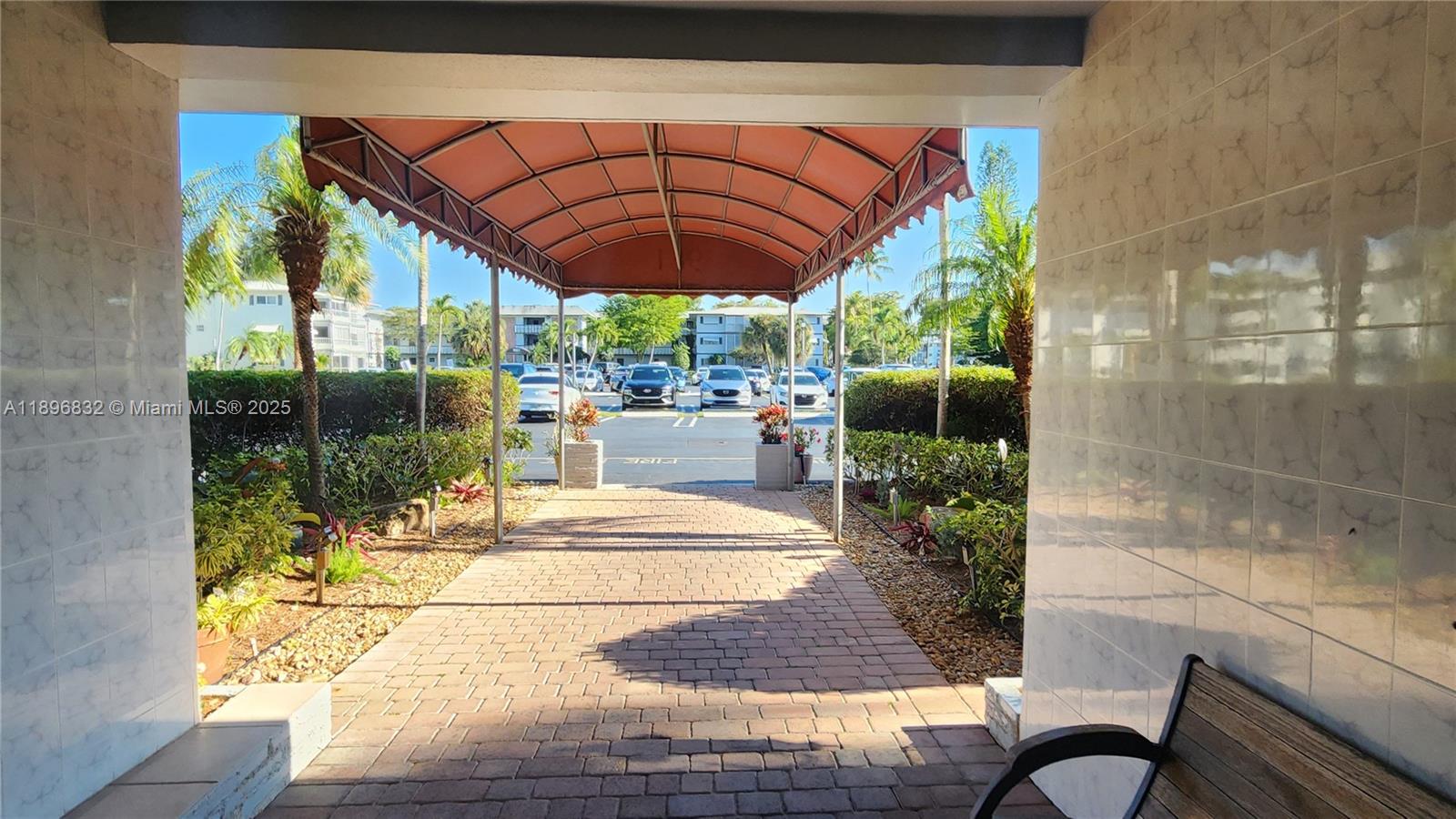 View photos, virtual tours, details... 981 Hillcrest Ct 114