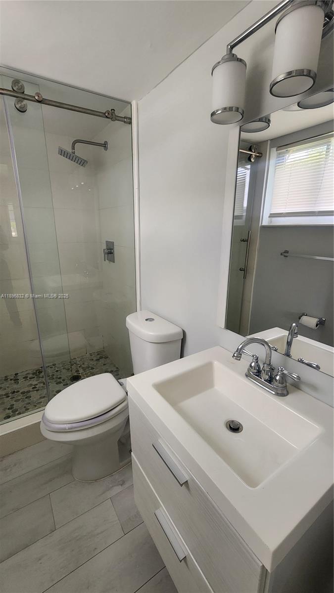 HILLCREST COUNTRY CLUB CO - Residential