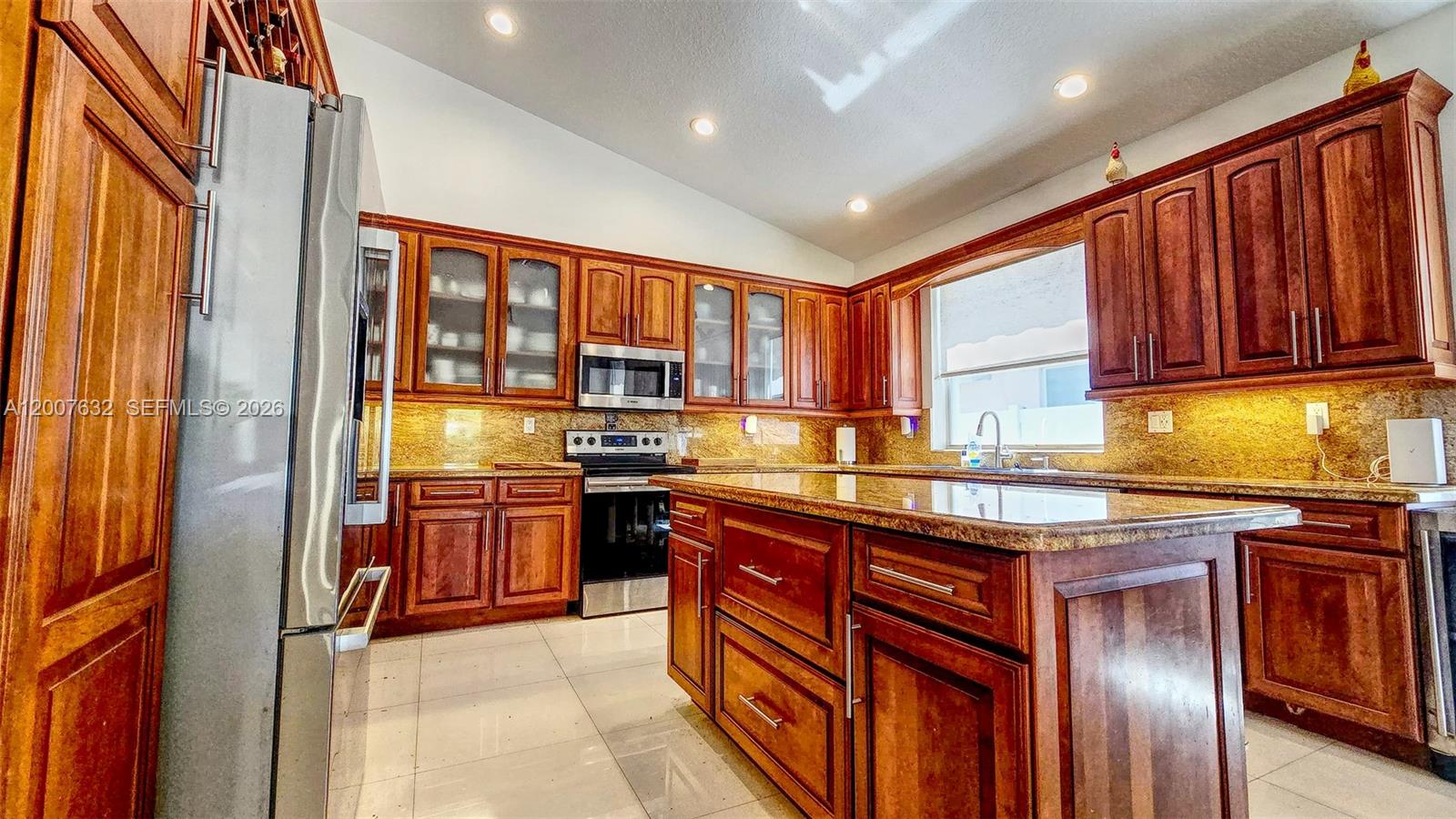 SUNSET LAKES PLAT ONE - Residential
