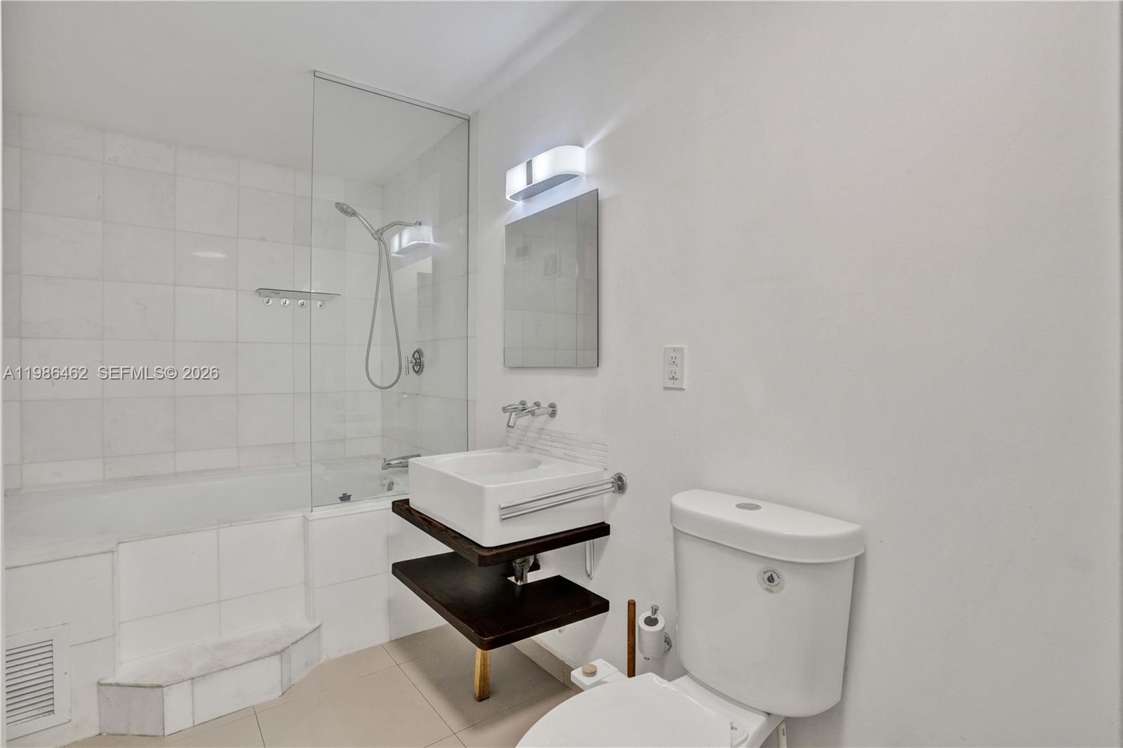 APOGEE I CONDO - Residential