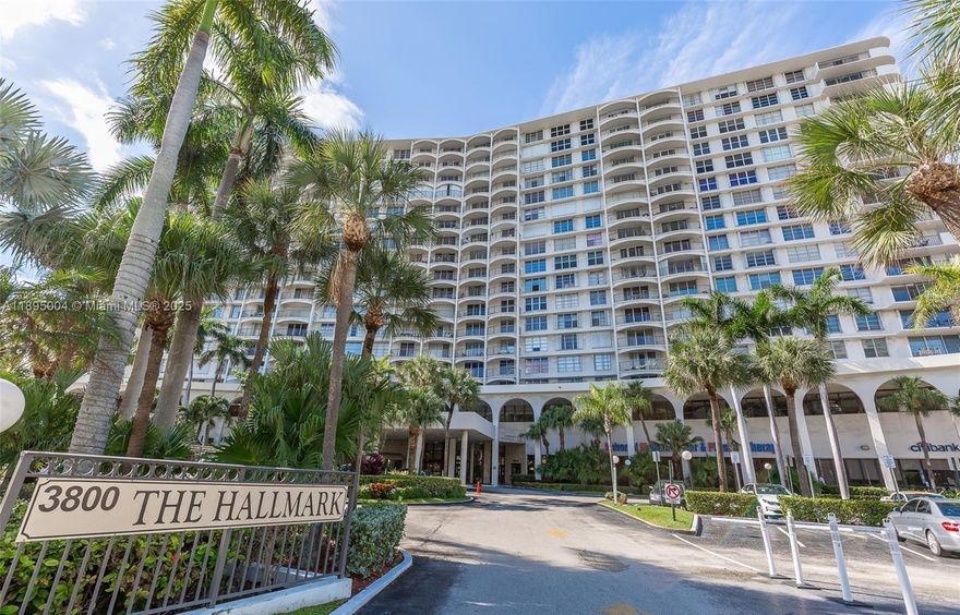 Spectacular 2/2 unit on high floor w/corner wrap terrace and breathtaking views of ocean, instracoastal & city views. Beach access is conveniently located just across the street. The Hallmark building has fantastic amenities including a beautiful outdoor pool. This condo provides the best that the area has to offer, from pristine beaches to shopping, dining, and entertainment.
