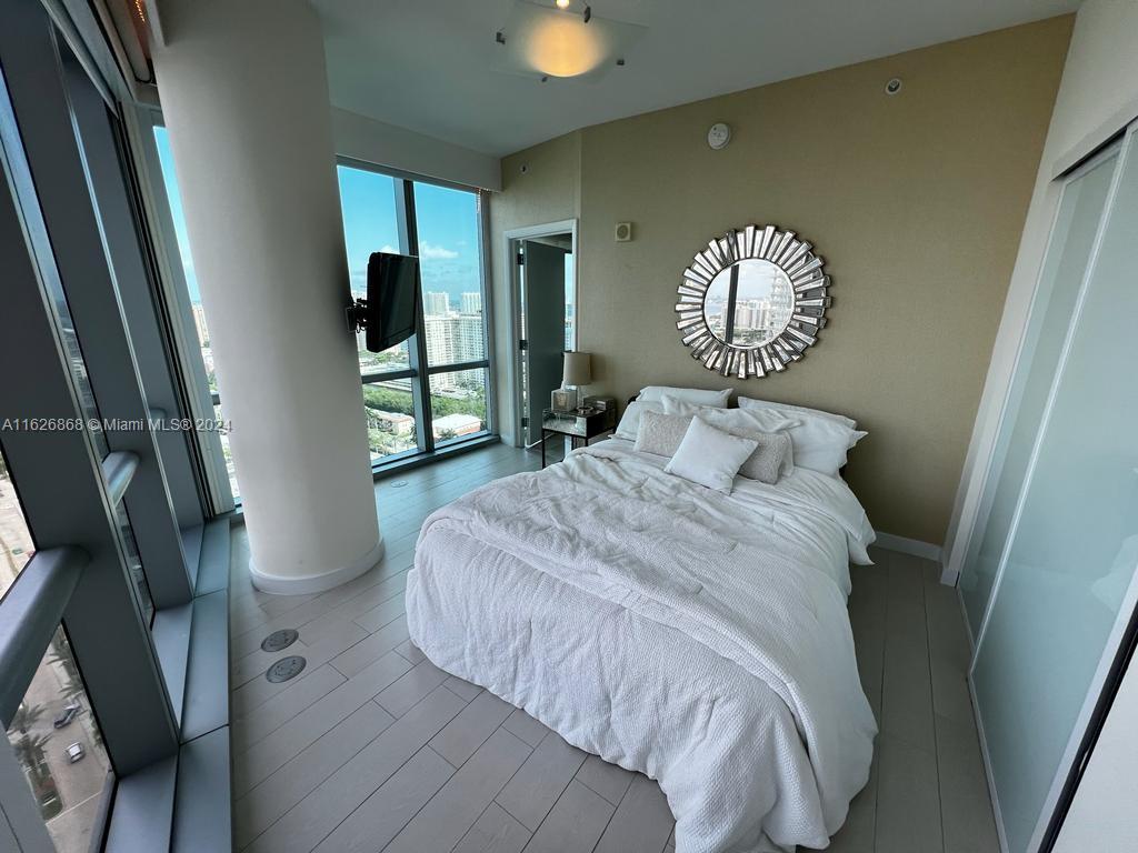 JADE OCEAN CONDO - Residential