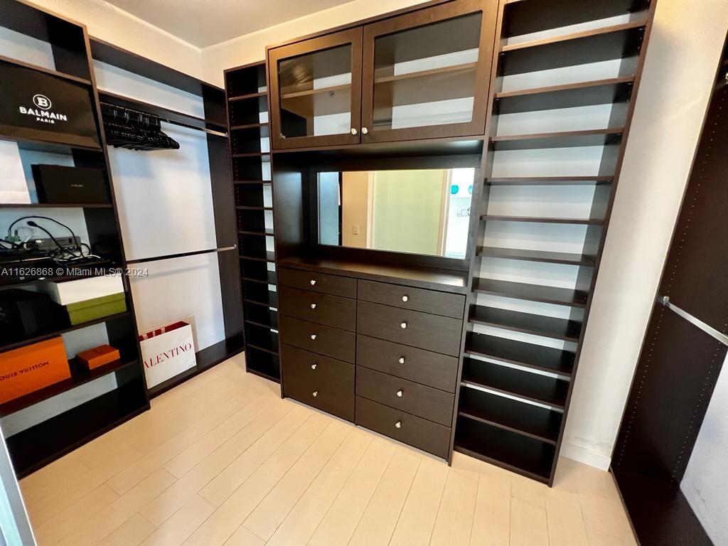 JADE OCEAN CONDO - Residential