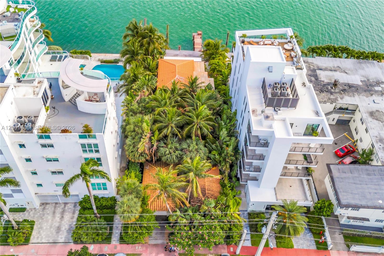 ISLE OF NORMANDY MIAMI VI - Residential