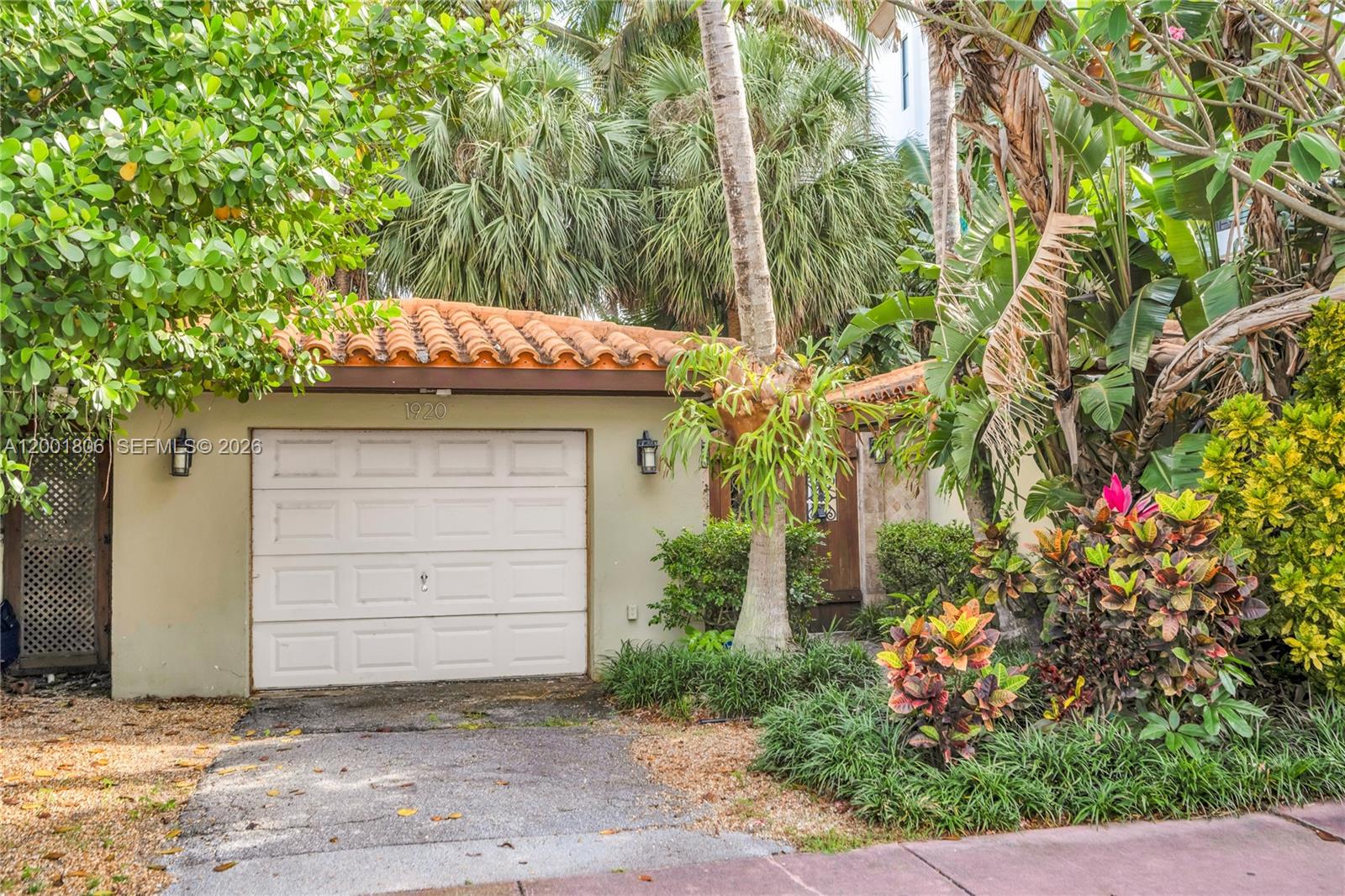 ISLE OF NORMANDY MIAMI VI - Residential