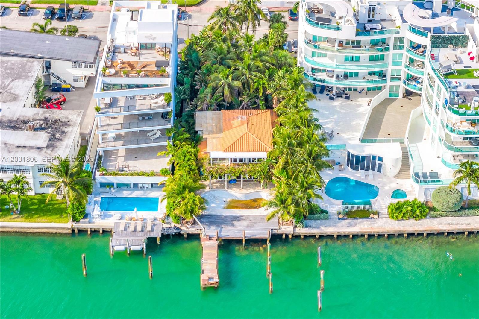 ISLE OF NORMANDY MIAMI VI - Residential