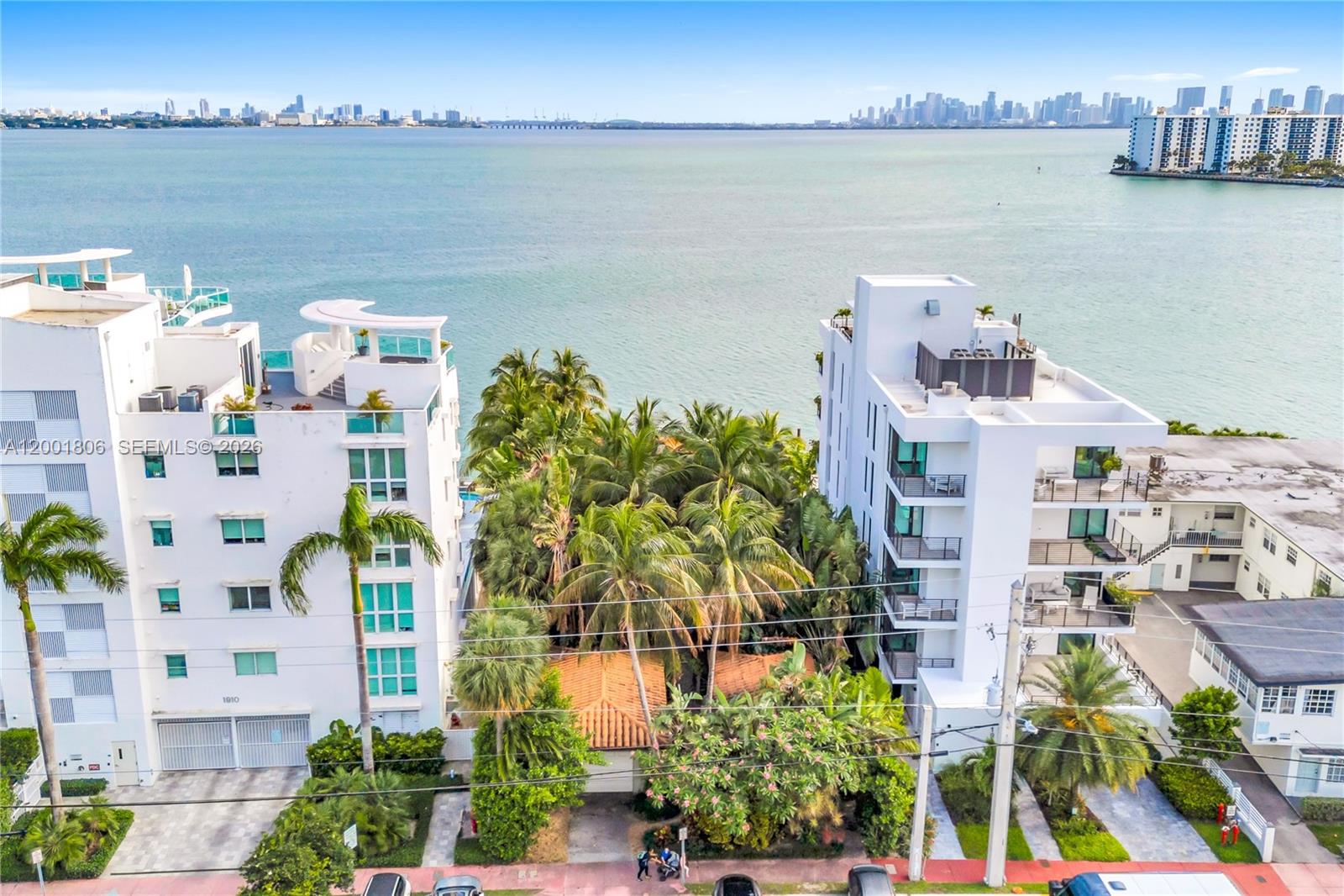 ISLE OF NORMANDY MIAMI VI - Residential
