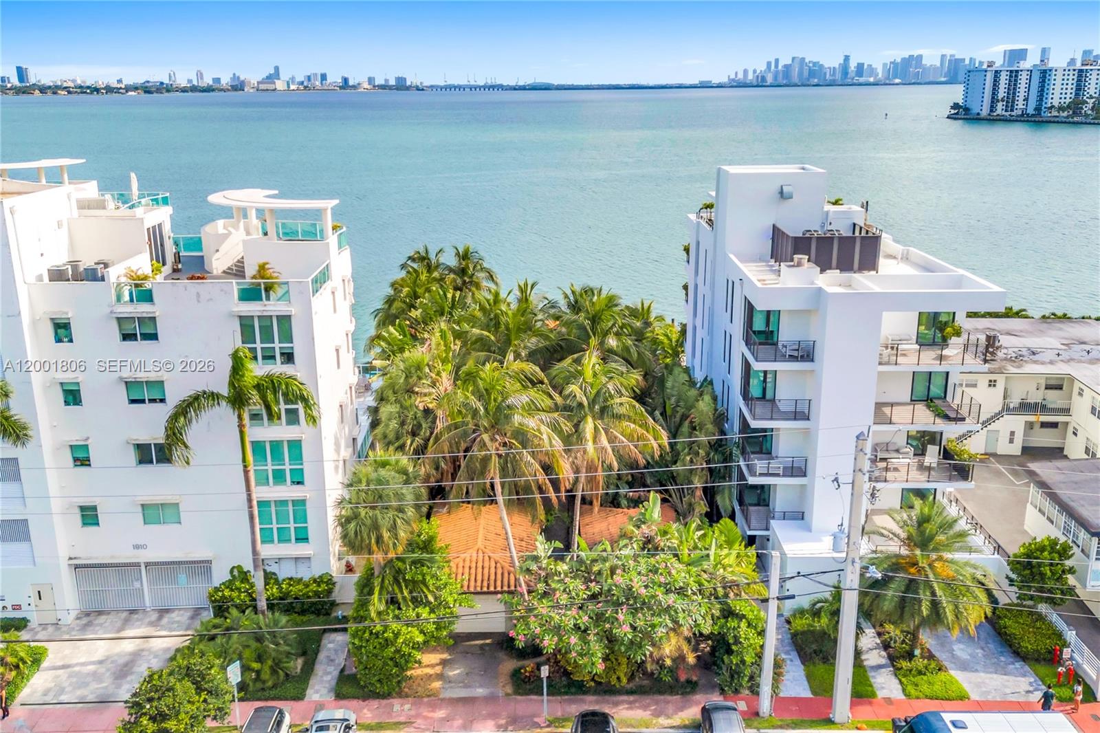 ISLE OF NORMANDY MIAMI VI - Residential
