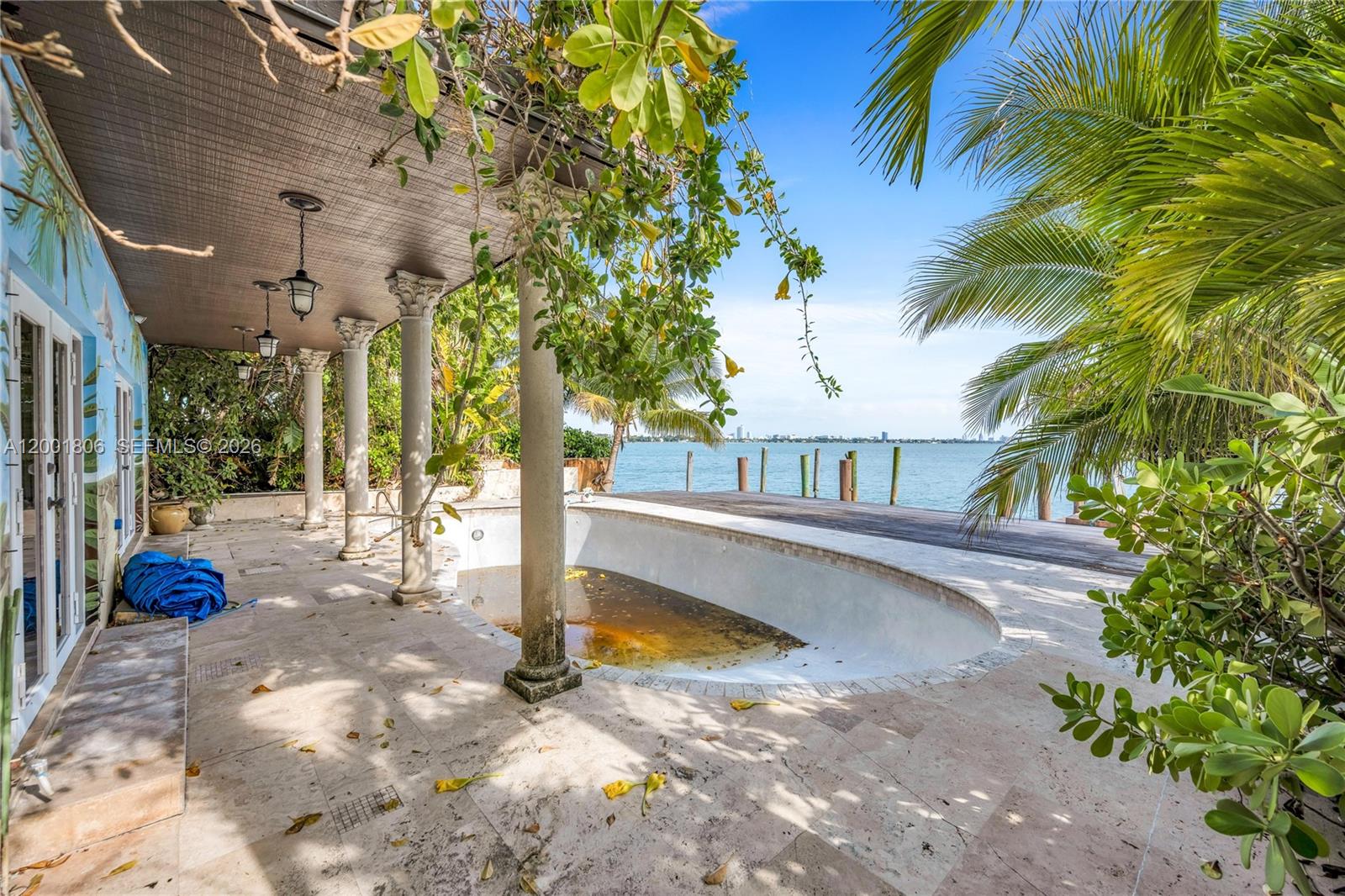 ISLE OF NORMANDY MIAMI VI - Residential