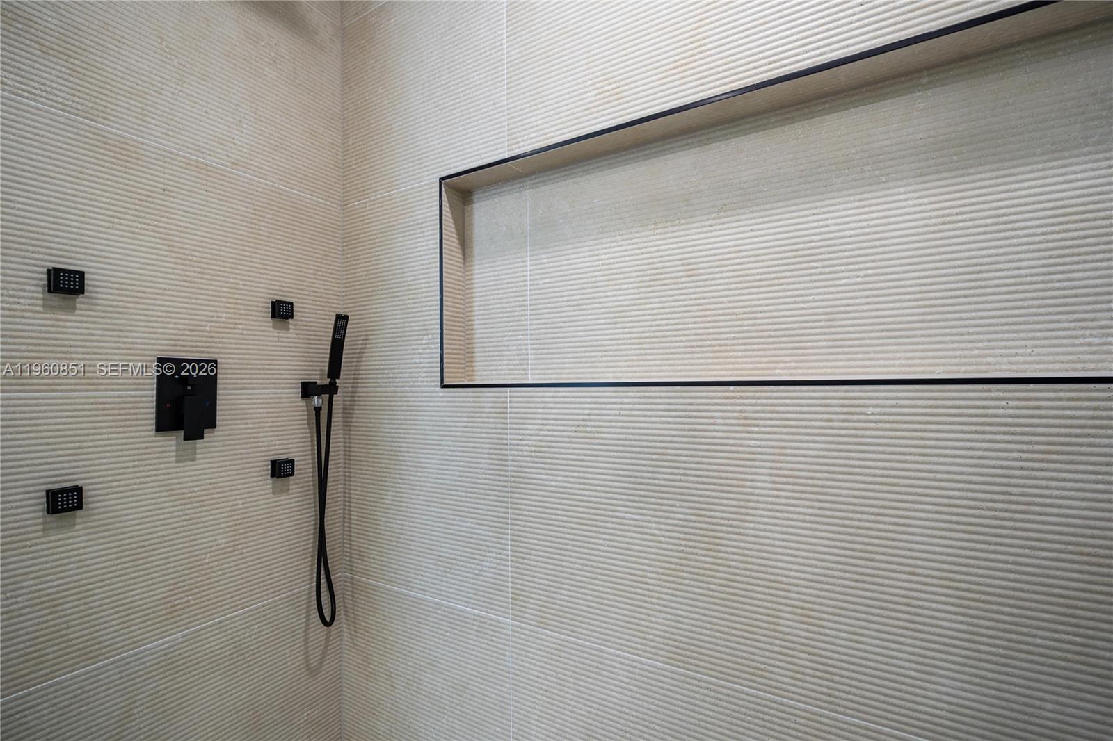 RAILWAY SHOPS ADDN 2ND AM - Residential Income