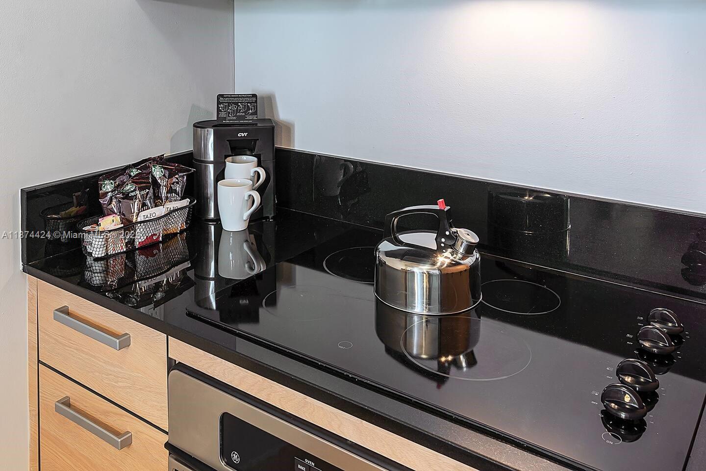 M RESORT RESIDENCES CONDO - Residential