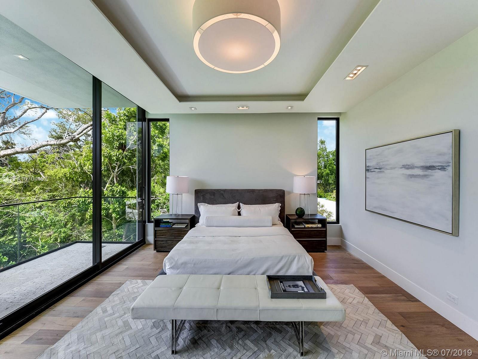 SNAPPER CREEK GROVES - Residential Lease