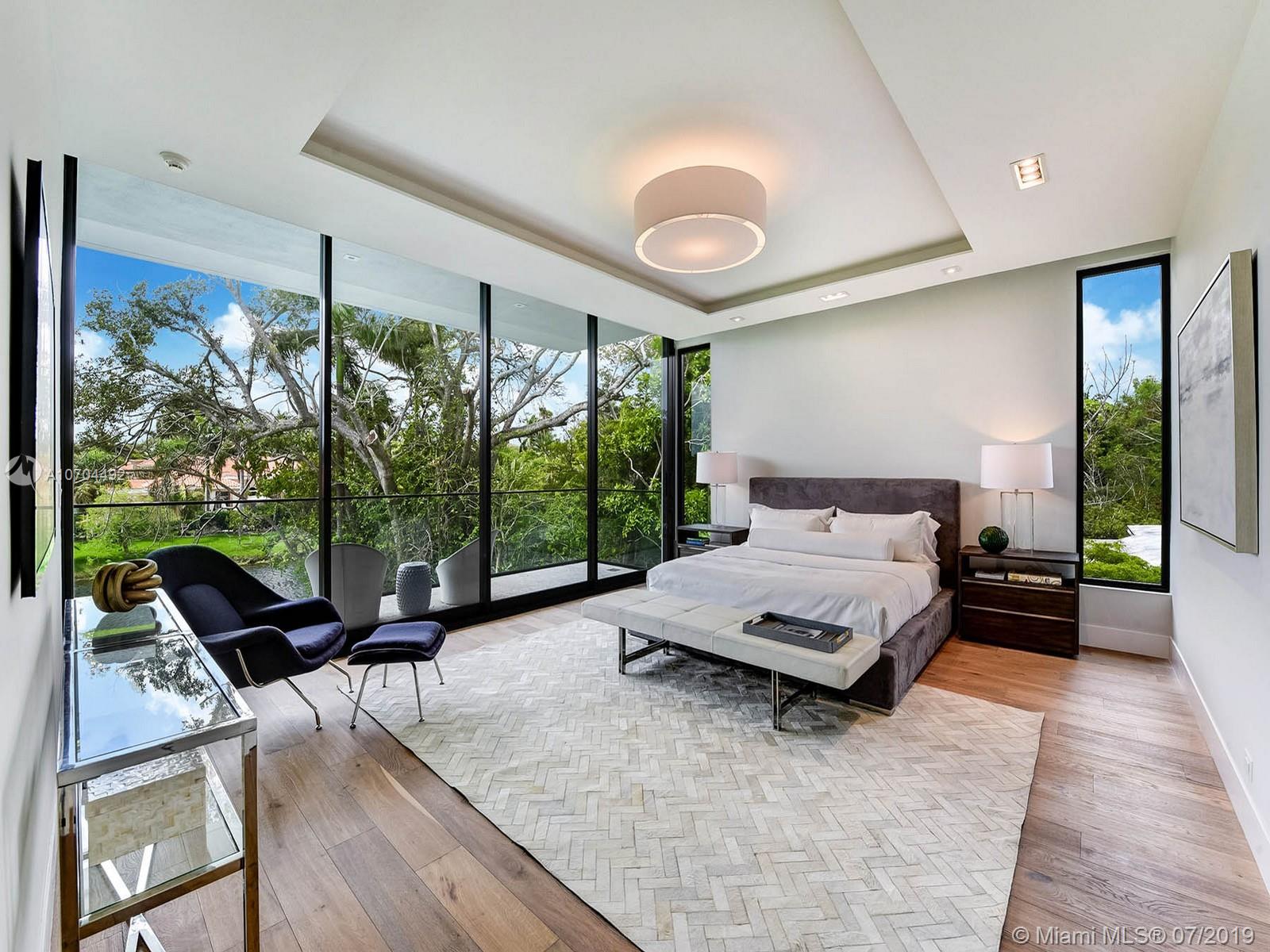 SNAPPER CREEK GROVES - Residential Lease