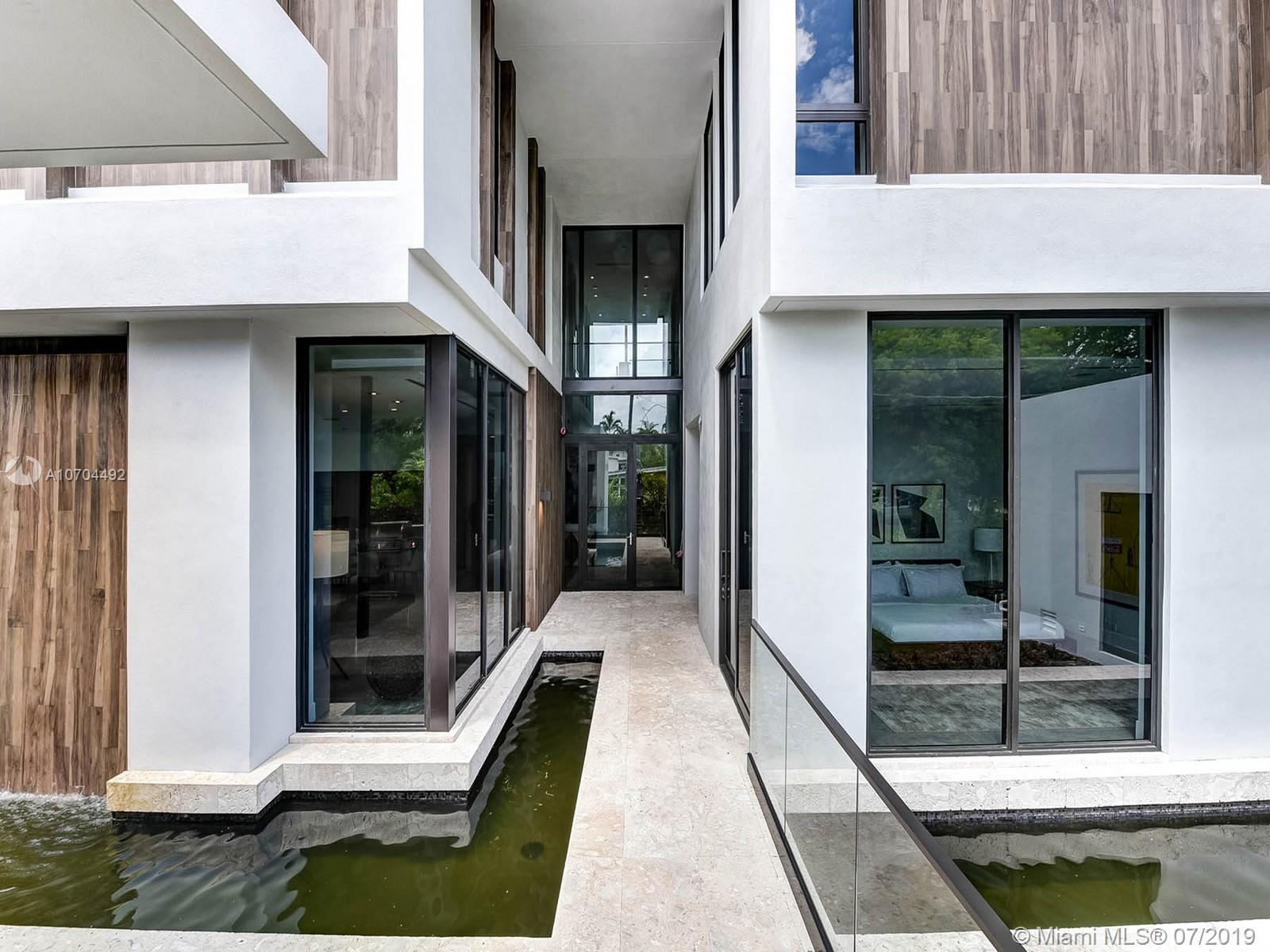 SNAPPER CREEK GROVES - Residential Lease