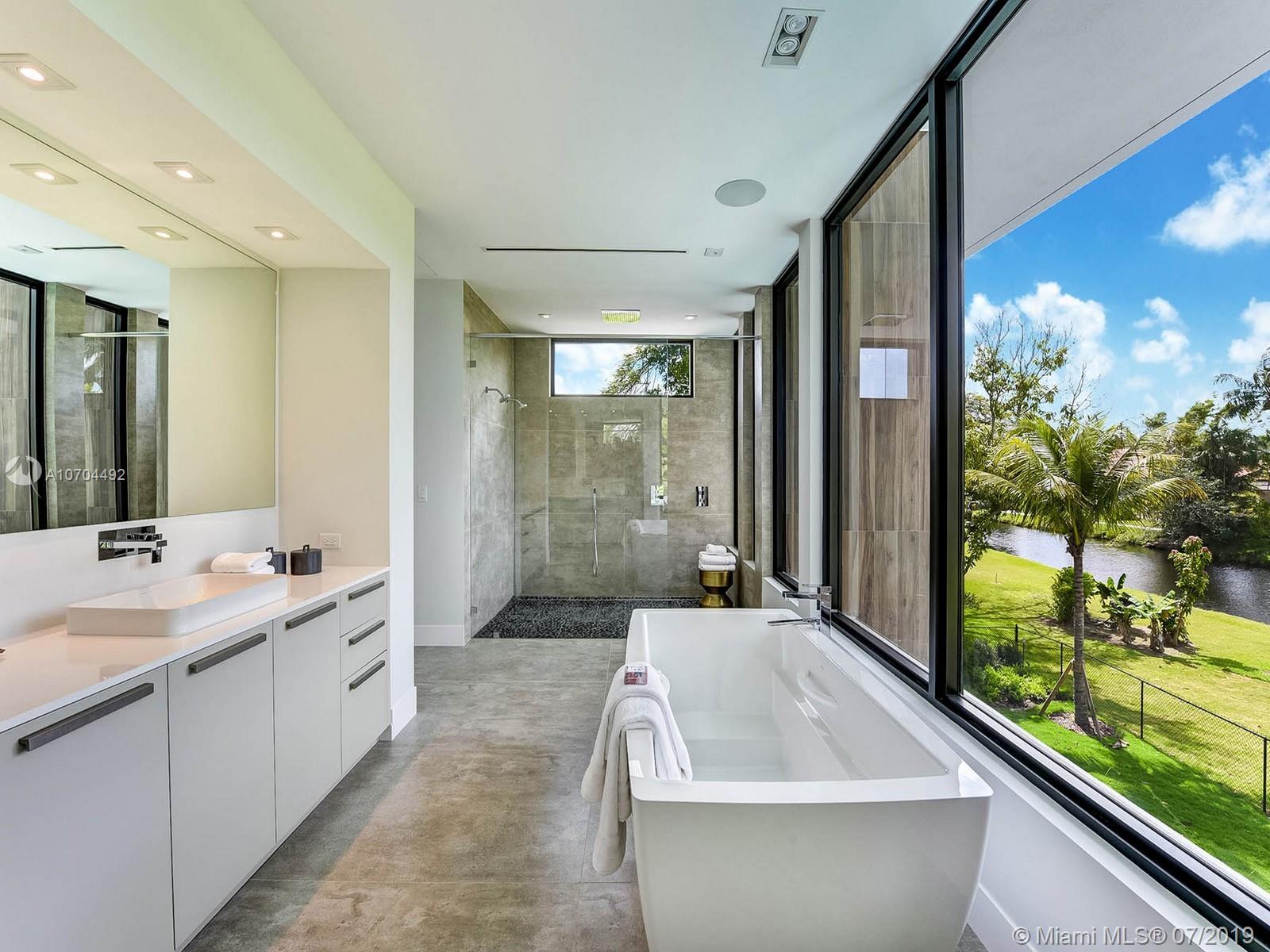 SNAPPER CREEK GROVES - Residential Lease