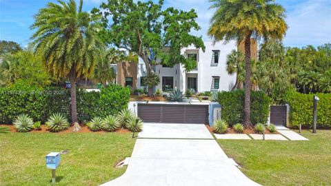 Photo of 12021 NW 4th St, Plantation, FL 33325 (MLS # A11974396)