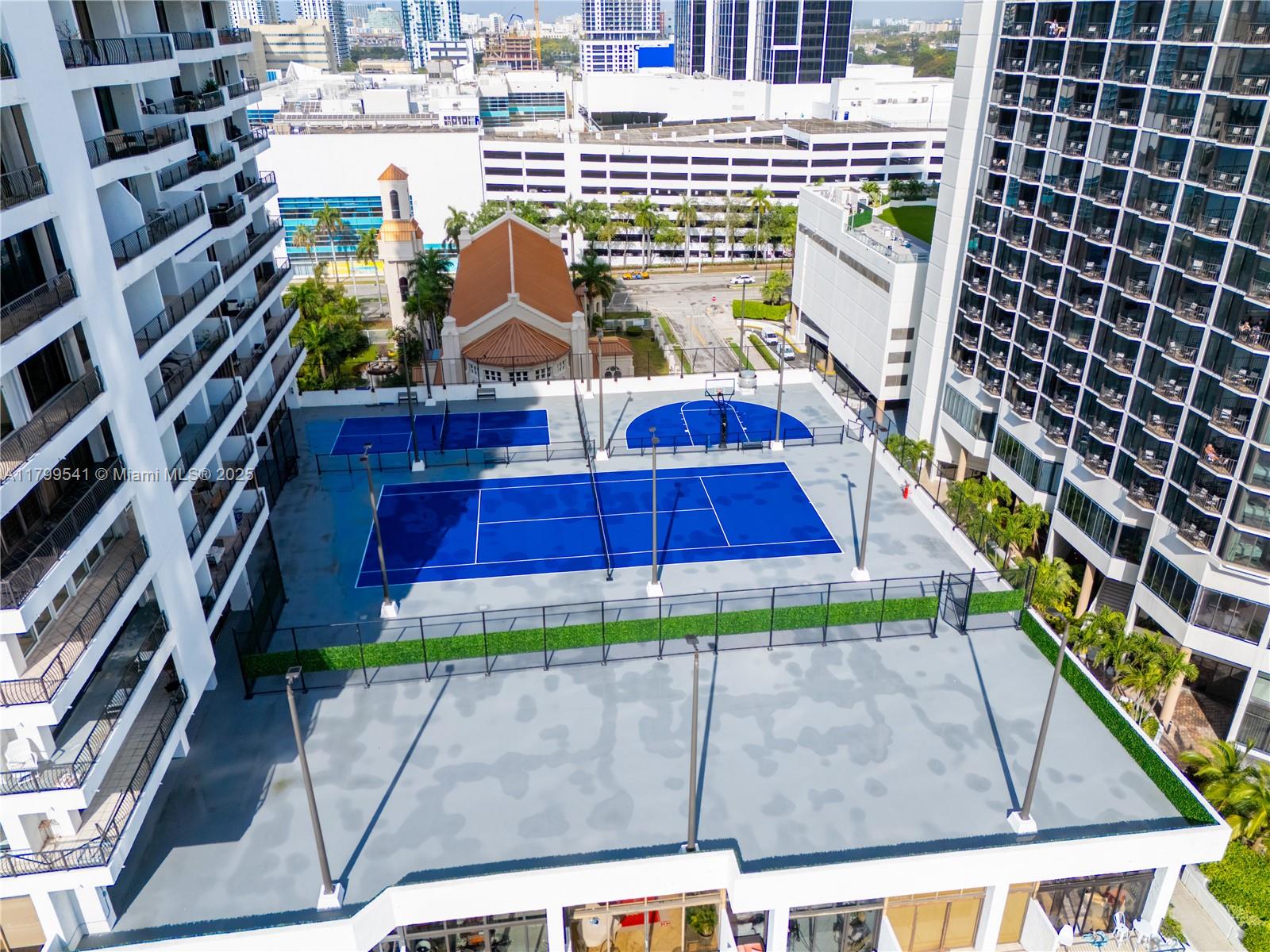 VENETIA CONDO - Residential