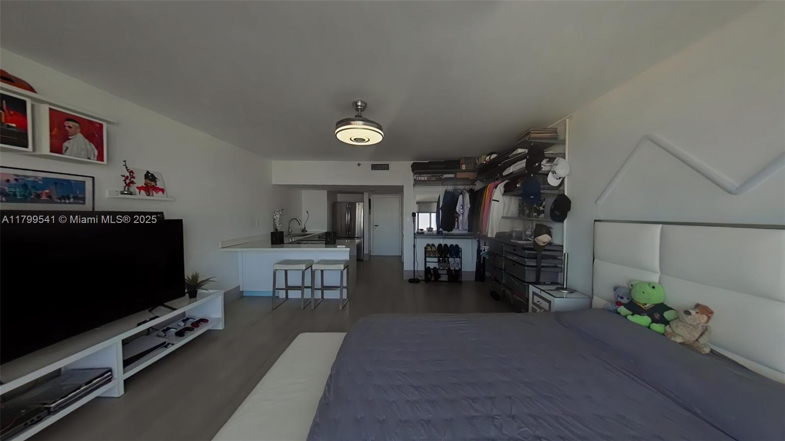 VENETIA CONDO - Residential