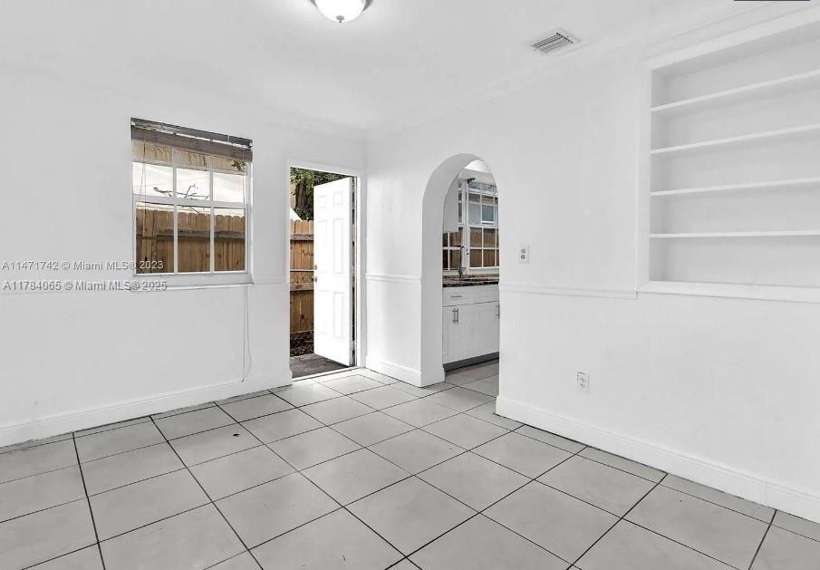 IRONS MANOR 2ND ADDN - Residential