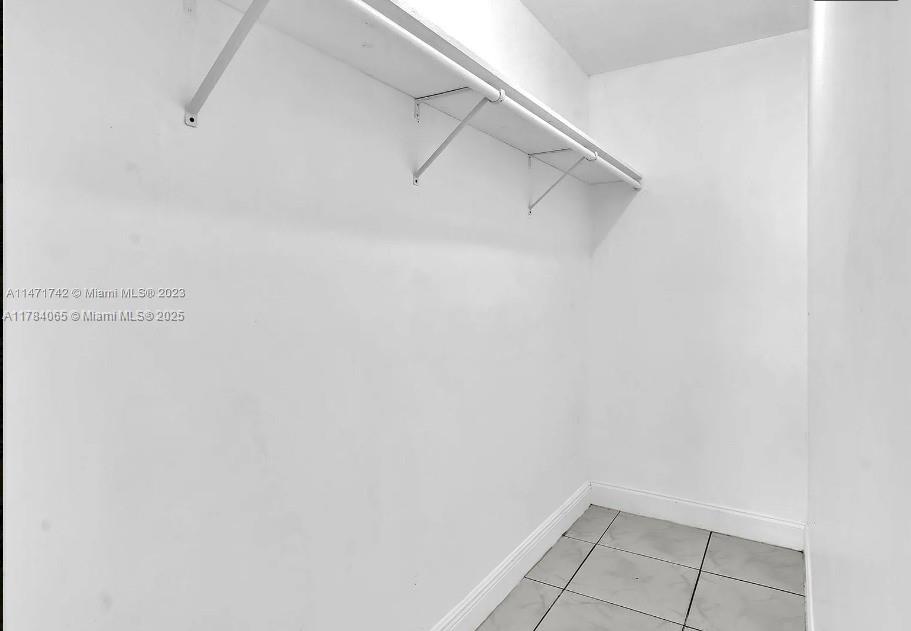 IRONS MANOR 2ND ADDN - Residential