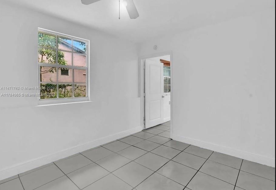 IRONS MANOR 2ND ADDN - Residential